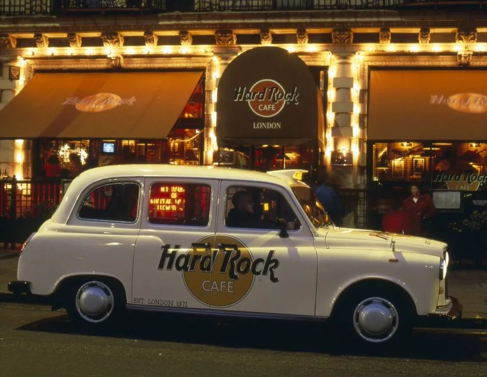 1971年开业的Hard Rock Cafe （图源：Hard Rock 官网）