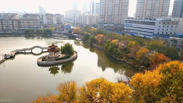 天津人民公园：城市中的绿洲，娱乐与自然的和谐共存